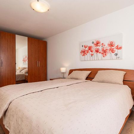 Cozy Apartment In Dubrovnik With House Sea View Kültér fotó