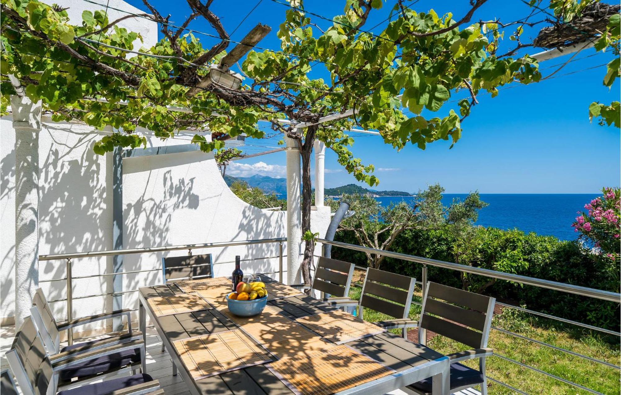 Cozy Apartment In Dubrovnik With House Sea View Kültér fotó